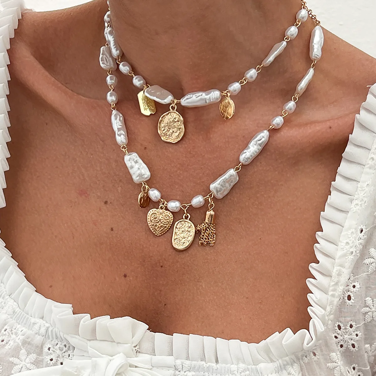 Choker Heart Pendant Baroque Faux Pearl Layered Vintage with Sturdy Adjustable Silver Chain for Women Daily Classic