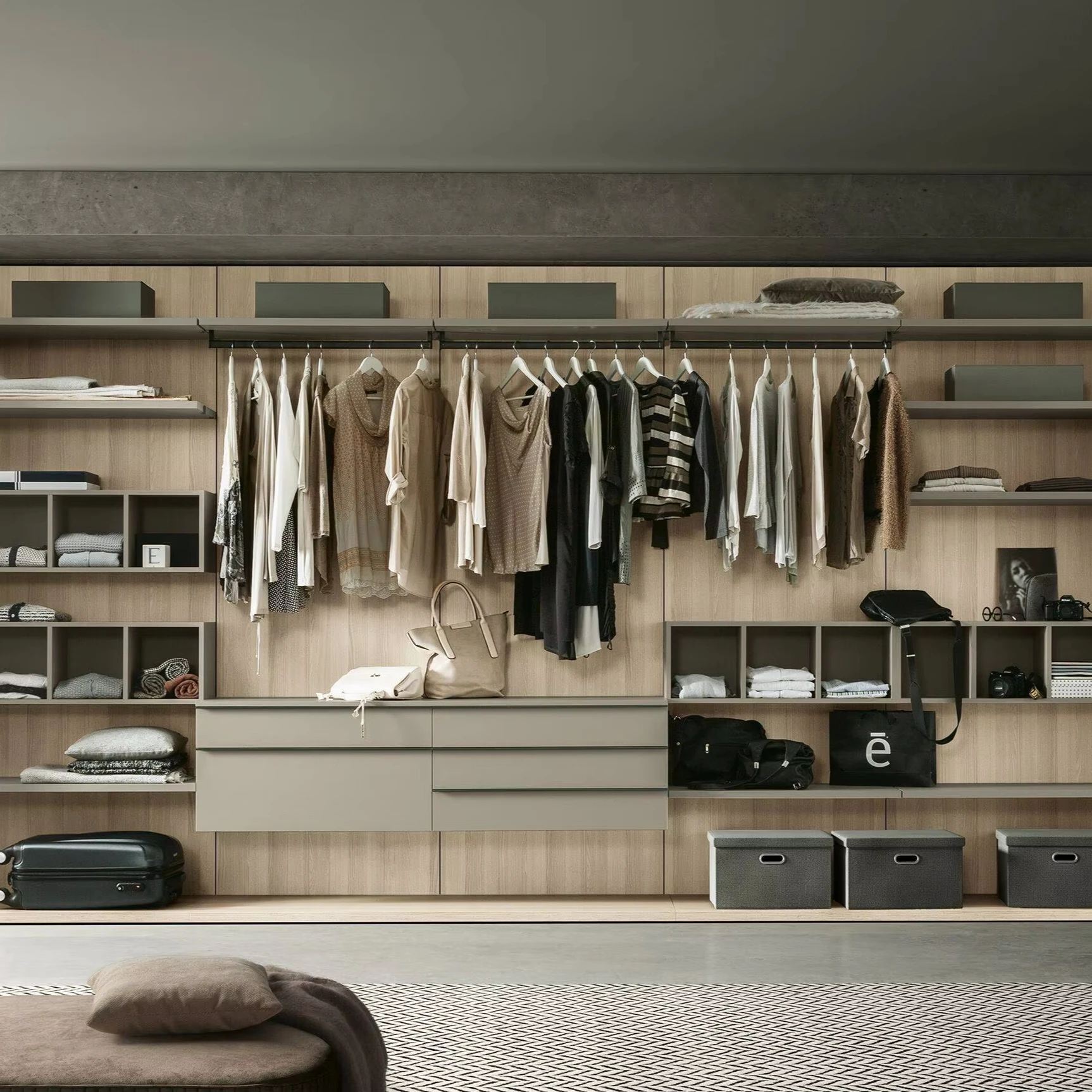 Luxury Custom Durable Premium Bedroom Furniture Multi-zone Storage Wardrobe With High-end Hinges, Suitable For Apartments, Villa