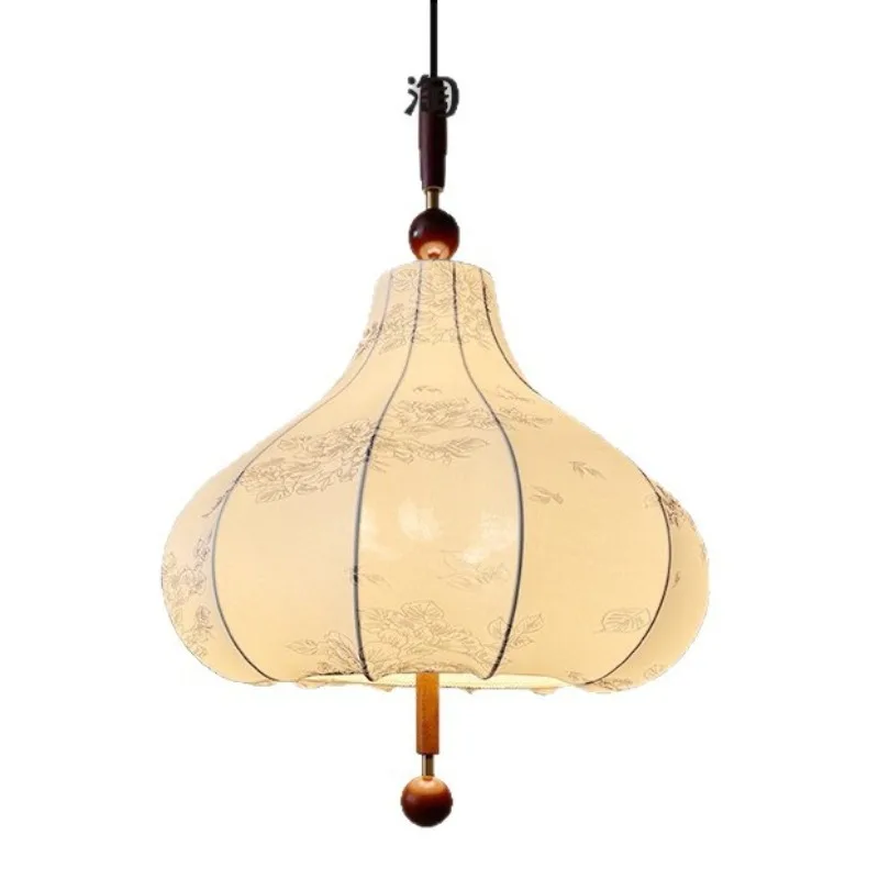 

French medieval retro chestnut chandelier New Chinese fabric pattern Warm chandelier Nanyang wabi Sandy wind restaurant lamps