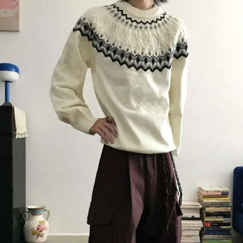 

Slim Fit round Ne Knitwear Men's Faionable Autumn Winter Base irt 2024 New Sle Gentleman's Personali Upper Body