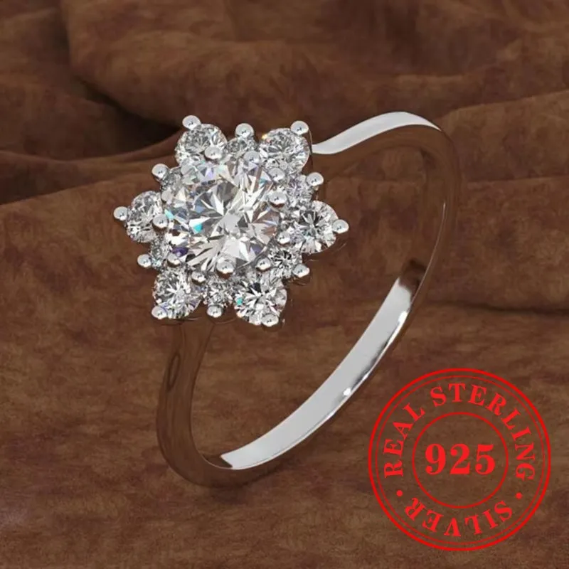 Huitan Delicate Snowflake 925 Sterling Silver Ring Luxury Shinning Zirconia Accessories for Engagement Chic Wedding Band Jewelry