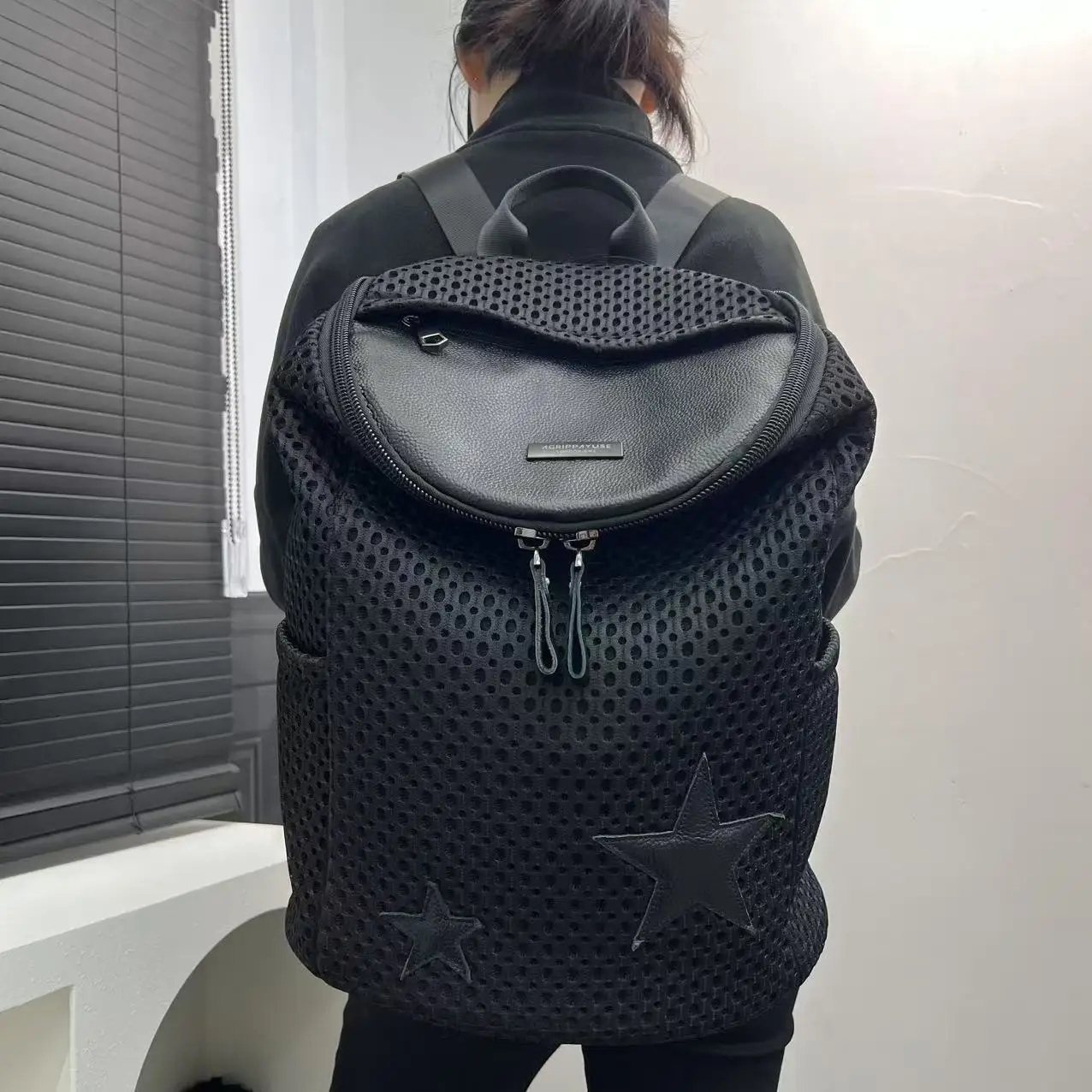 Unisex Large Capacity Mesh Backpack Simple Fashion Multi-Functional Backpack Crossbody Neutral Handbag Easy to Match Travel Bag