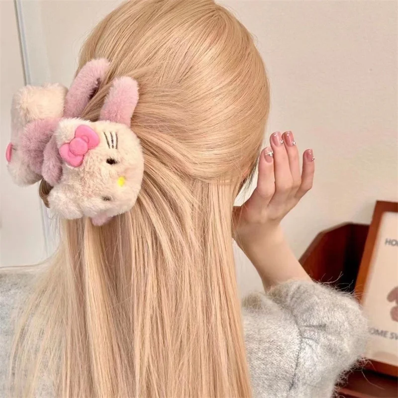 Sanrio Schattige Hello Kitty Pluche Haai Clip Anime Figuur Lief Meisje Haaraccessoires Cartoon Kawaii Retro Haarclip Vriendin Cadeau