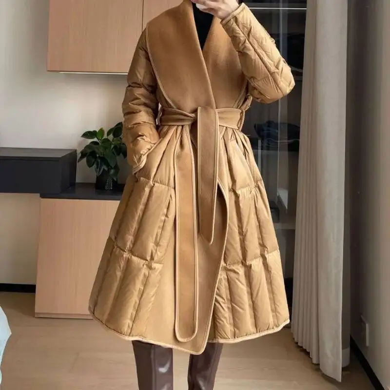 WHTREND Cappotti imbottiti eleganti per donna Giacca invernale in lana patchwork nuova con cintura WH1132