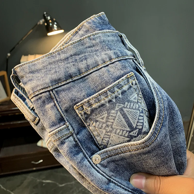 Pantaloncini di jeans da uomo estivi 2024annuale sottili di fascia alta e pantaloni corti dritti stampati alla moda pantaloncini blu Casual di marca di moda