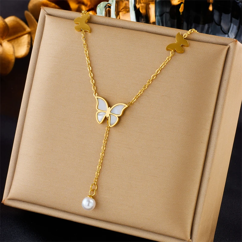 MEYRROYU 316L Stainless Steel Necklace Golden Portrait Maple Leaf Love Pendant Clavicle For Women Gift Jewelry Accessory Bijoux