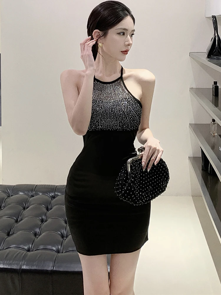 فستان قصير مثير مثير من الساتان الأسود أنيق مزين بالترتر لعام 2025 فستان هيبورن كوري عتيق صيفي أنيق للمهرجانات والحفلات الراقصة