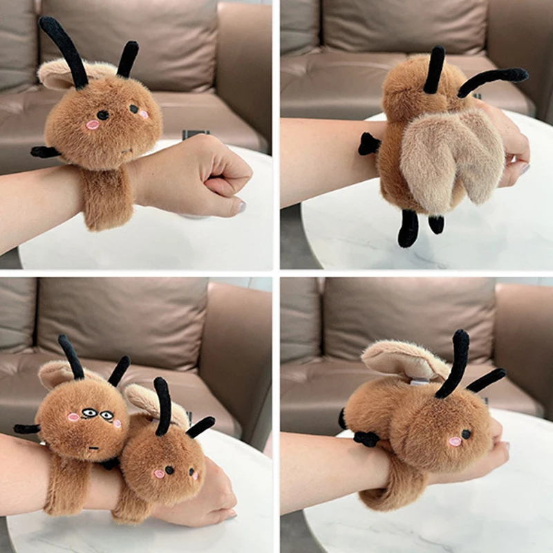 1PC Kawaii Cartoon Cockroach Wings Plush Wristband Bracelet Expressive Brown Doll Insect Toy For Boys And Girls Birthday Gift