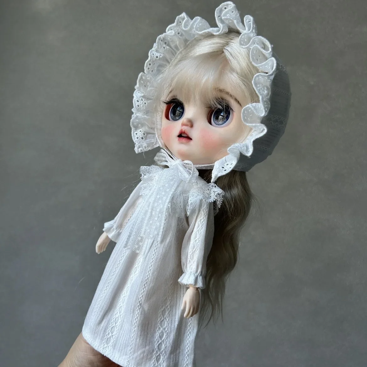 ICY DBS Blyth 30CM 1/6 Doll Clothes OB24 Azone New White Lace Nightgown Dress White Nightcap Doll Dress Girl Toy Anime Clothes