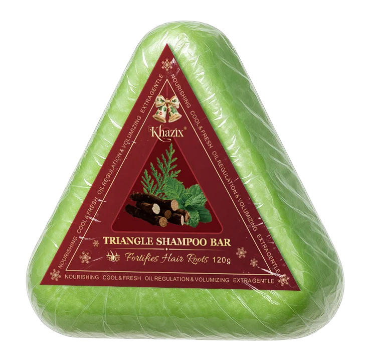 قالب شامبو صابون المثلث الأخضر مع عشب عثماني - قالب شامبو صلب من أوراق السرو الطبيعية للعناية بالشعر العشبي الطبيعي والراحة.
