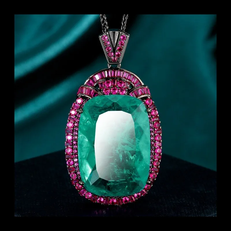 

2025 New Product Zhuang Shengsheng Jewelry Copper Bottom Gold-plated Simulation Emerald Black Gold Retro Pendant Main St