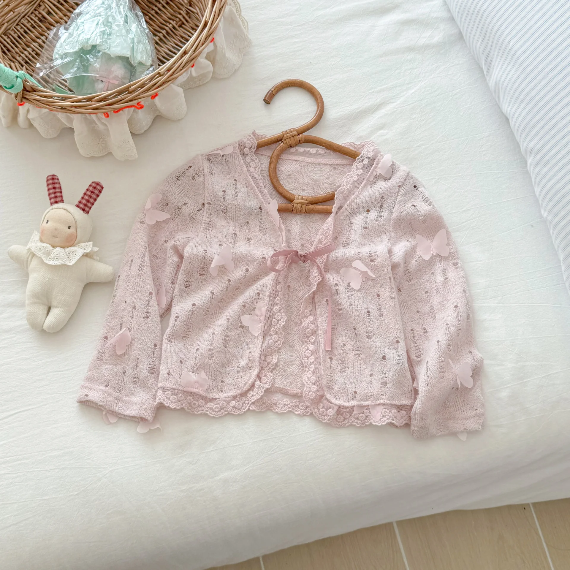 سترة صوفية محبوكة ناعمة بفيونكة جديدة للفتيات الصغيرات ملابس واقية من الشمس رقيقة للفتيات قمصان مفرغة لتكييف الهواء #5