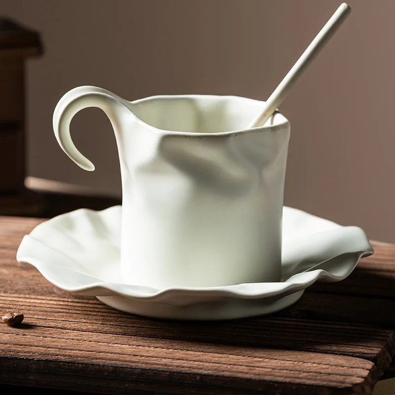 Pleated Coffee Cup and Saucer Set, Hand Punch Hanging Ears, Ceramic Cup, Japanese Light Luxury, High-end Exquisite Afternoon Tea
