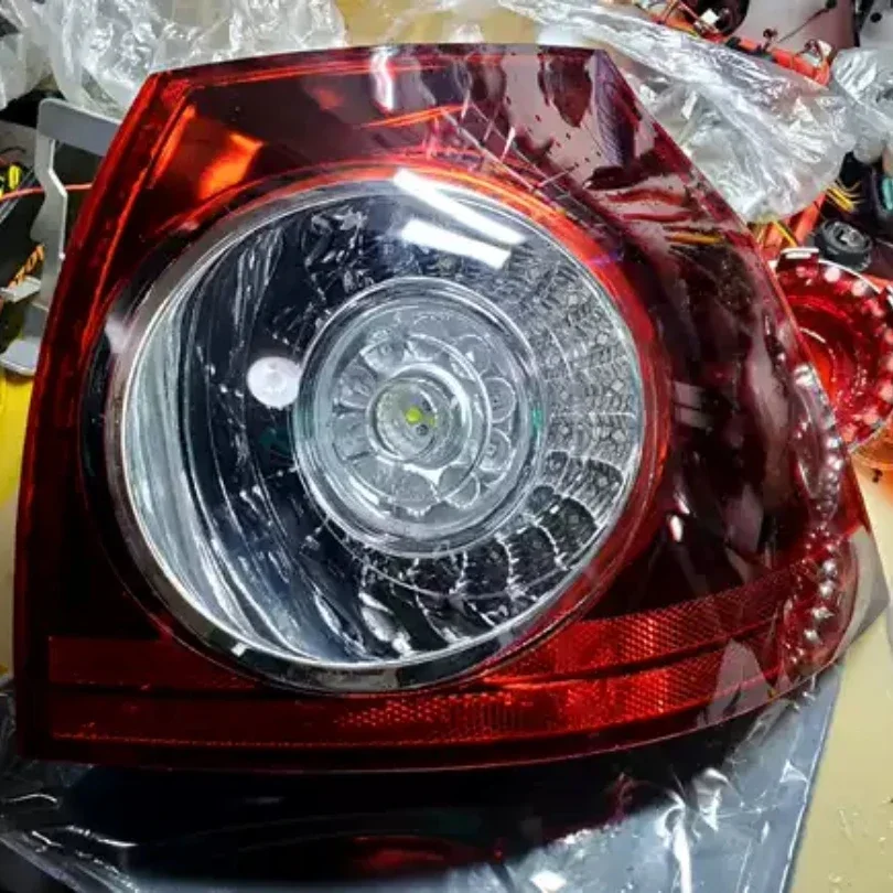 Car Taillight Rear Lamp for Volkswagen vw Golf 5 modified new style Turn signal Brake Fog light Car Accessories
