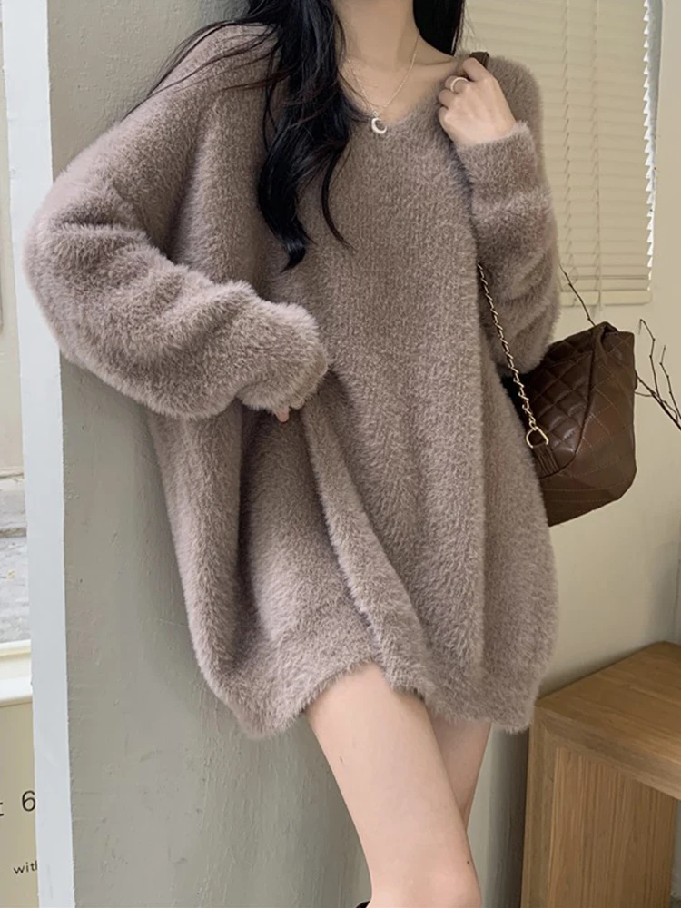2023 New Women's Mid-Length Sweater Soft Lazy Loose Long Sleeve Knitted Winter Fashion V-Neck Thickened Faux Fur Coat
