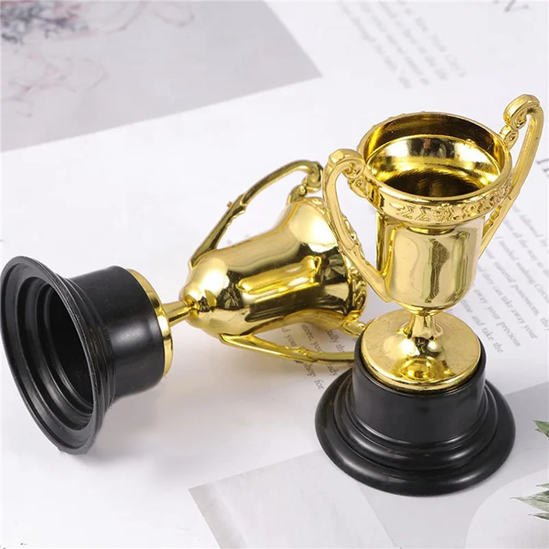

CYGJ-48Pcs Golden Mini Award Trophy Prizes Decor Plastic Reward Prizes Kindergarten Kids Gift Awards Trophy With Black Base