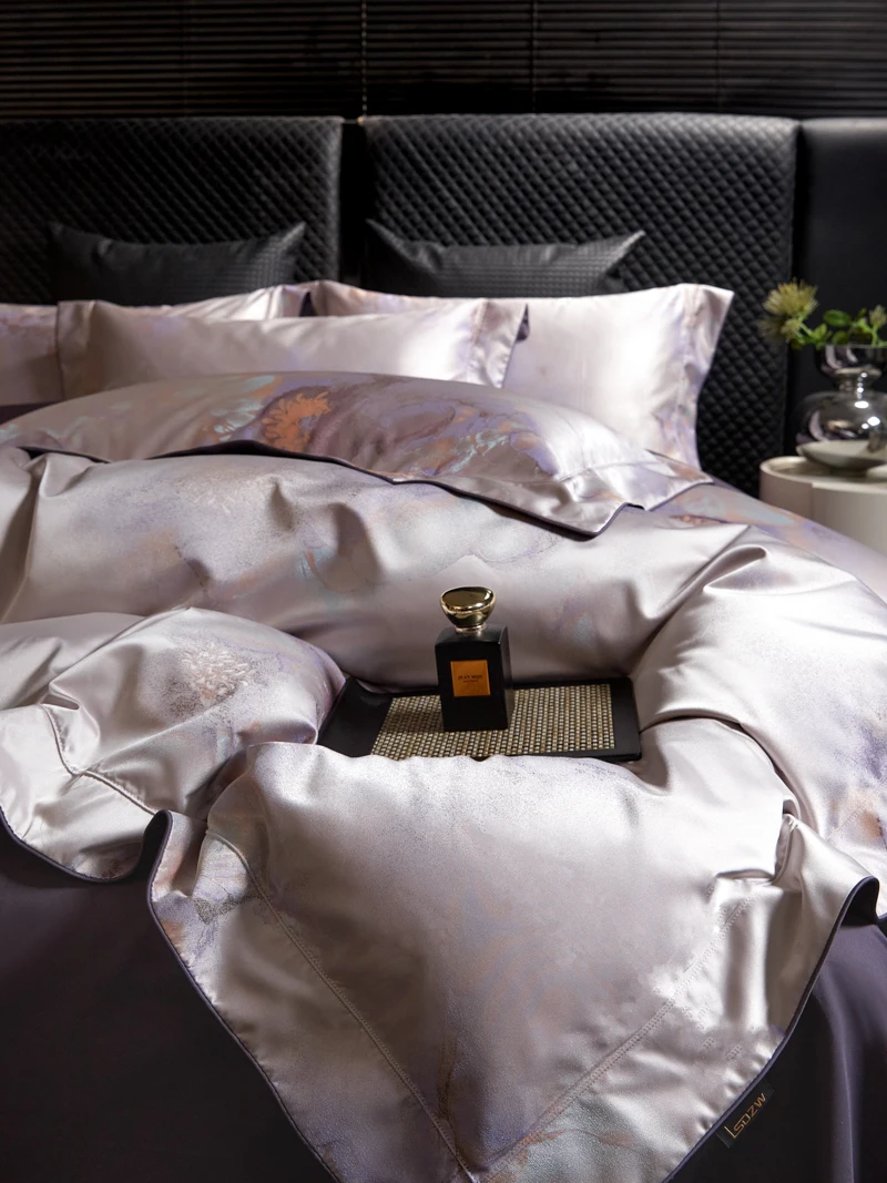4 Pcs Cotton Bedspread Set Dupont Fiber Filling Luxury Bedding for Bedroom Hotel Use