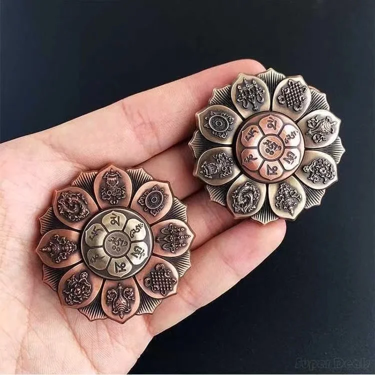 

Buddhism Lotus Fingertip Gyroscope Ornaments Metal Buddha Eye Rotatable Toy Lucky Fengshui Home Office Car Anxiety Relief Gifts