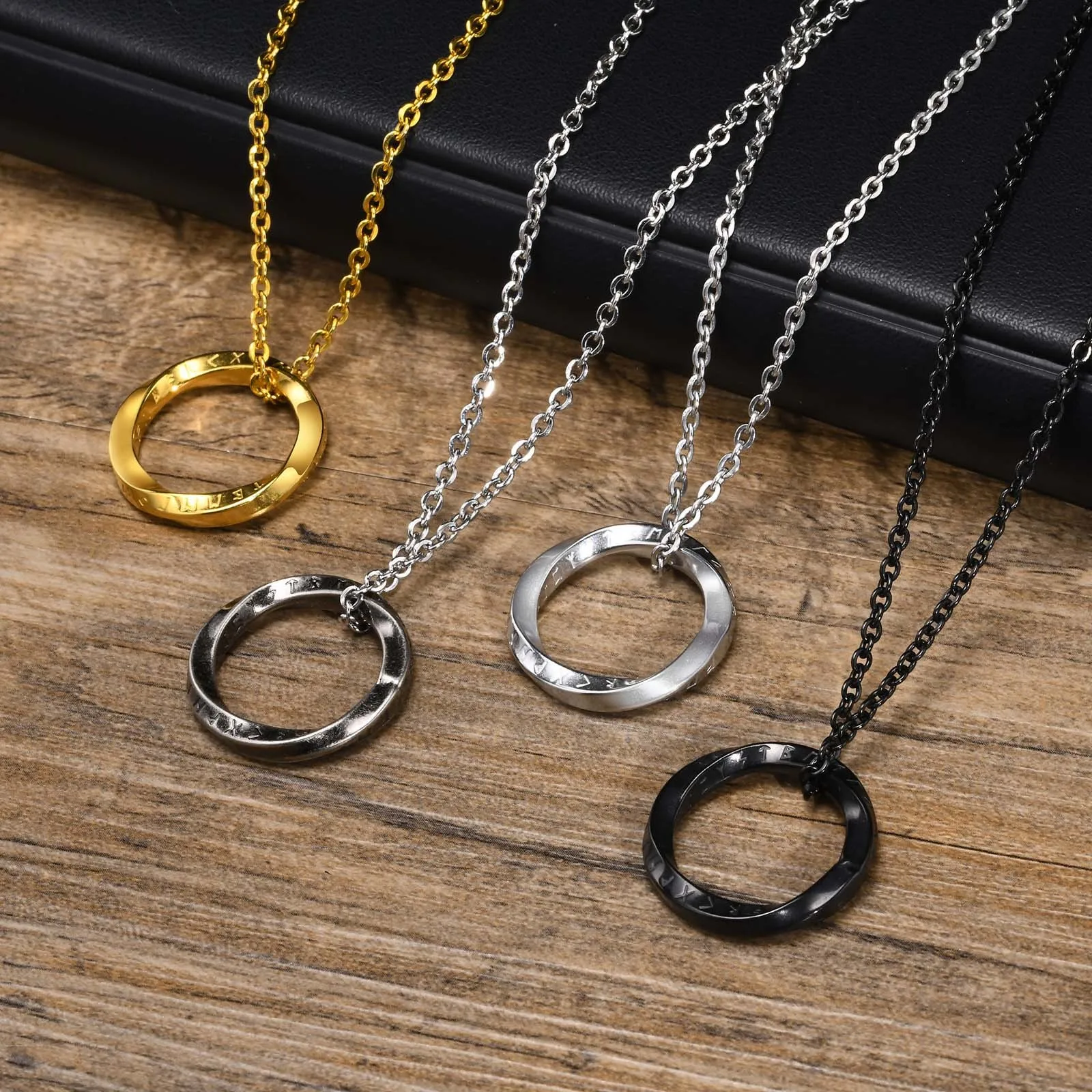 New Stylish Norse Viking Necklaces for Men,Waterproof Stainless Steel Mobius Round Pendant Collar,Gifts for Him Jewelry