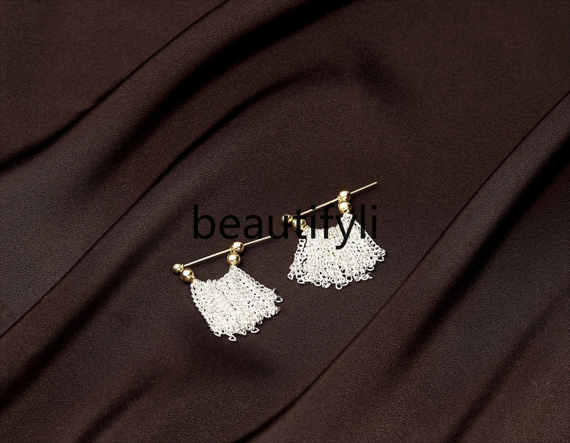 

Galaxy Waterfall fringed earrings niche light luxury high-end stud earrings unique earrings