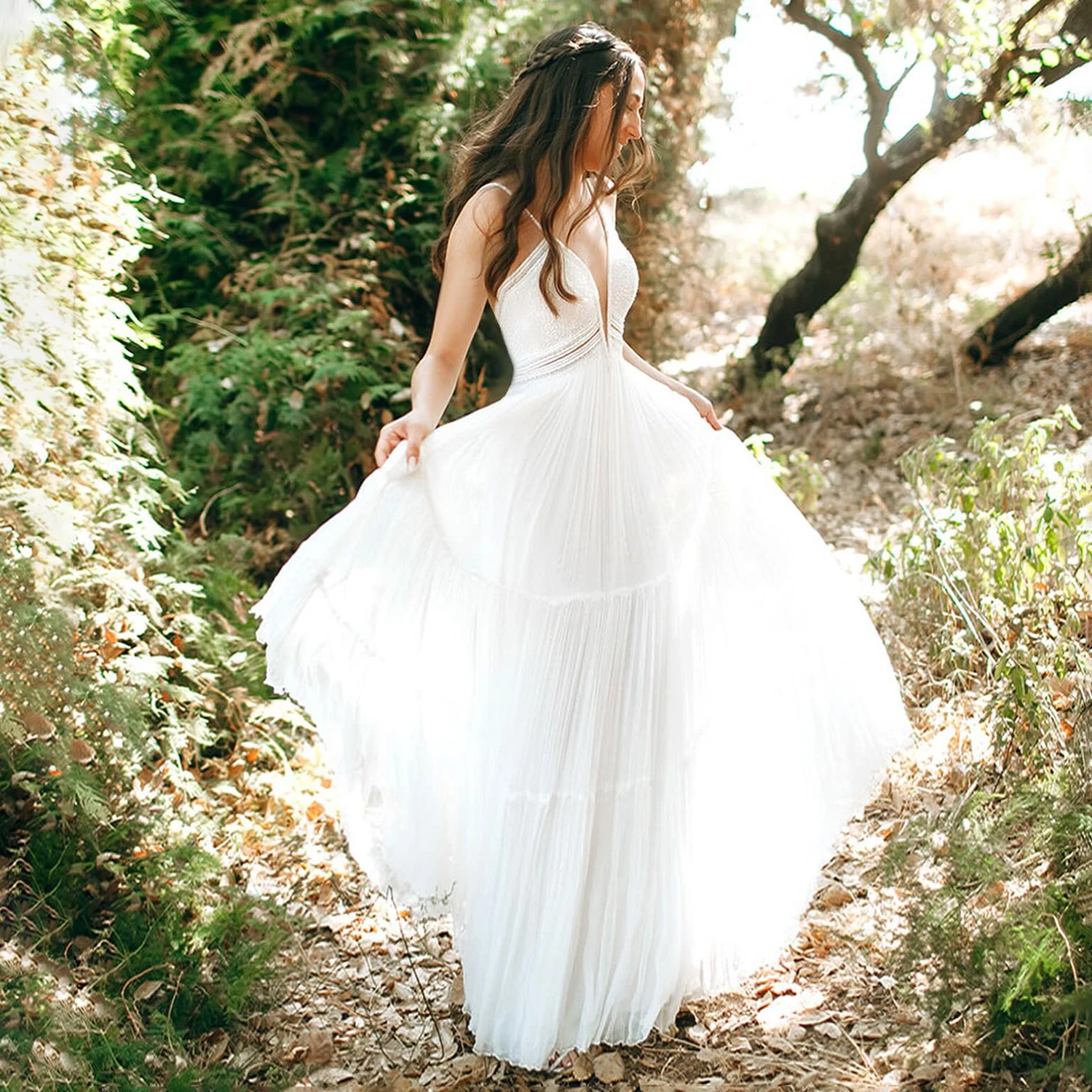 Boho Beach Backless Tiered Chiffon Wedding Dress Full Length Spaghetti Straps Lightweight Sequins Customized Cutout Bridal Gowns