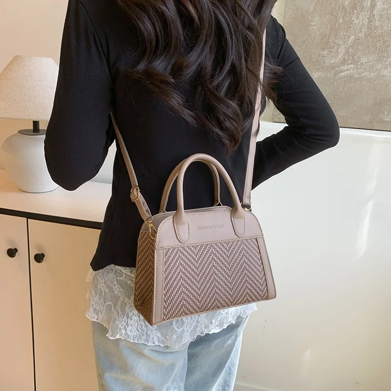 

2025 Patchwork Tote Bag for Women Stylish Spacious Retro Shoulder Bag Minimalist Vintage Handheld Purse