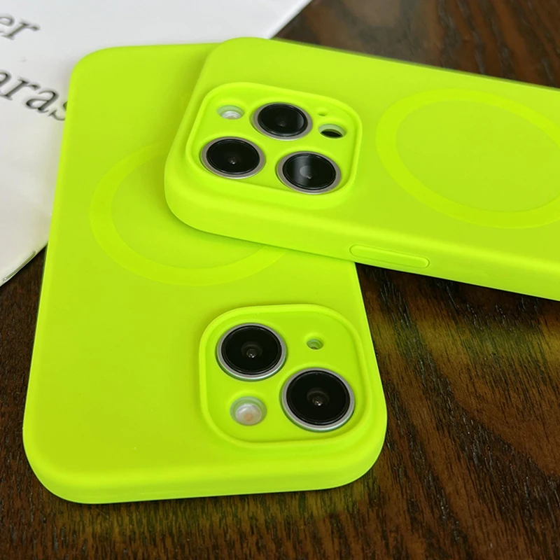 Luxury Fluorescence Bright Color Magnetic Liquid Silicone for Magsafe Case For iPhone 17 Air 16 15 14 13 Pro Max Plus Soft Cover
