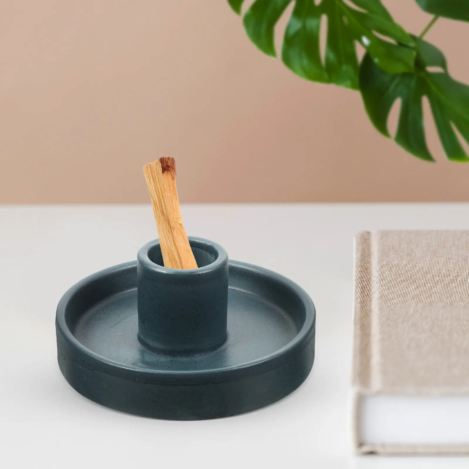 Natural Wood Incense Sticks Holy Wooden Smudge Sticks for Spiritual Cleansing Air Purification Soothing Aroma Bedroom Office