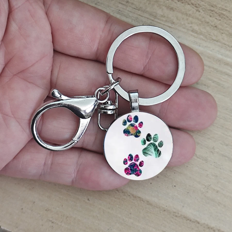 Colorful dog paw alloy footprint pendant is the perfect gift for pet enthusiasts