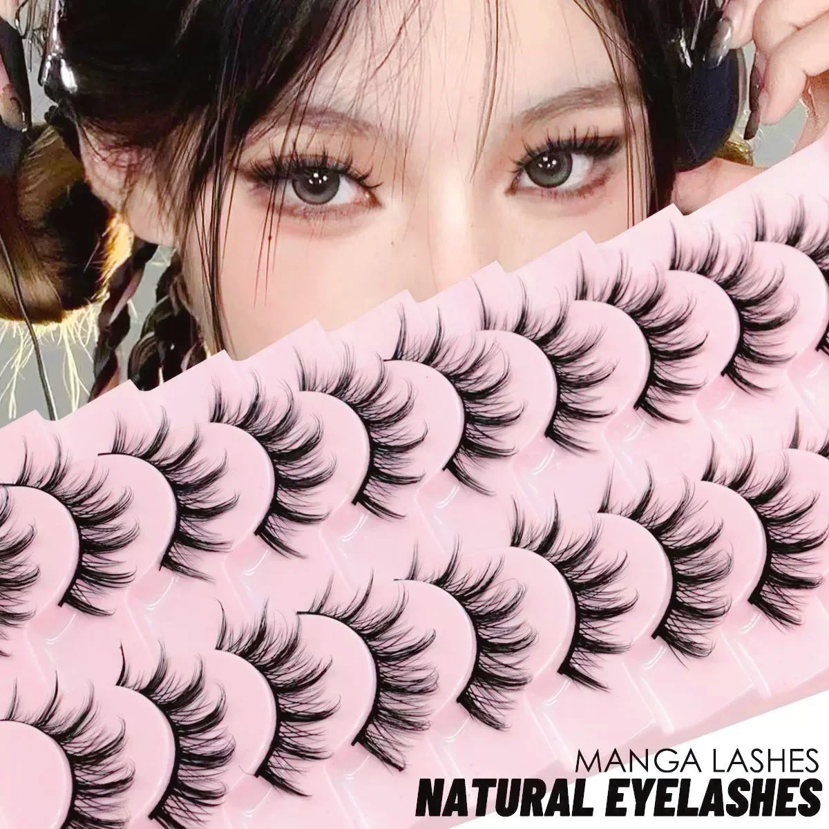 

10 pcs - Small Demon Style Black Stem Supported Rooting Eyelashes. These eyelashes can enlarge your eyes and are suitable for ma