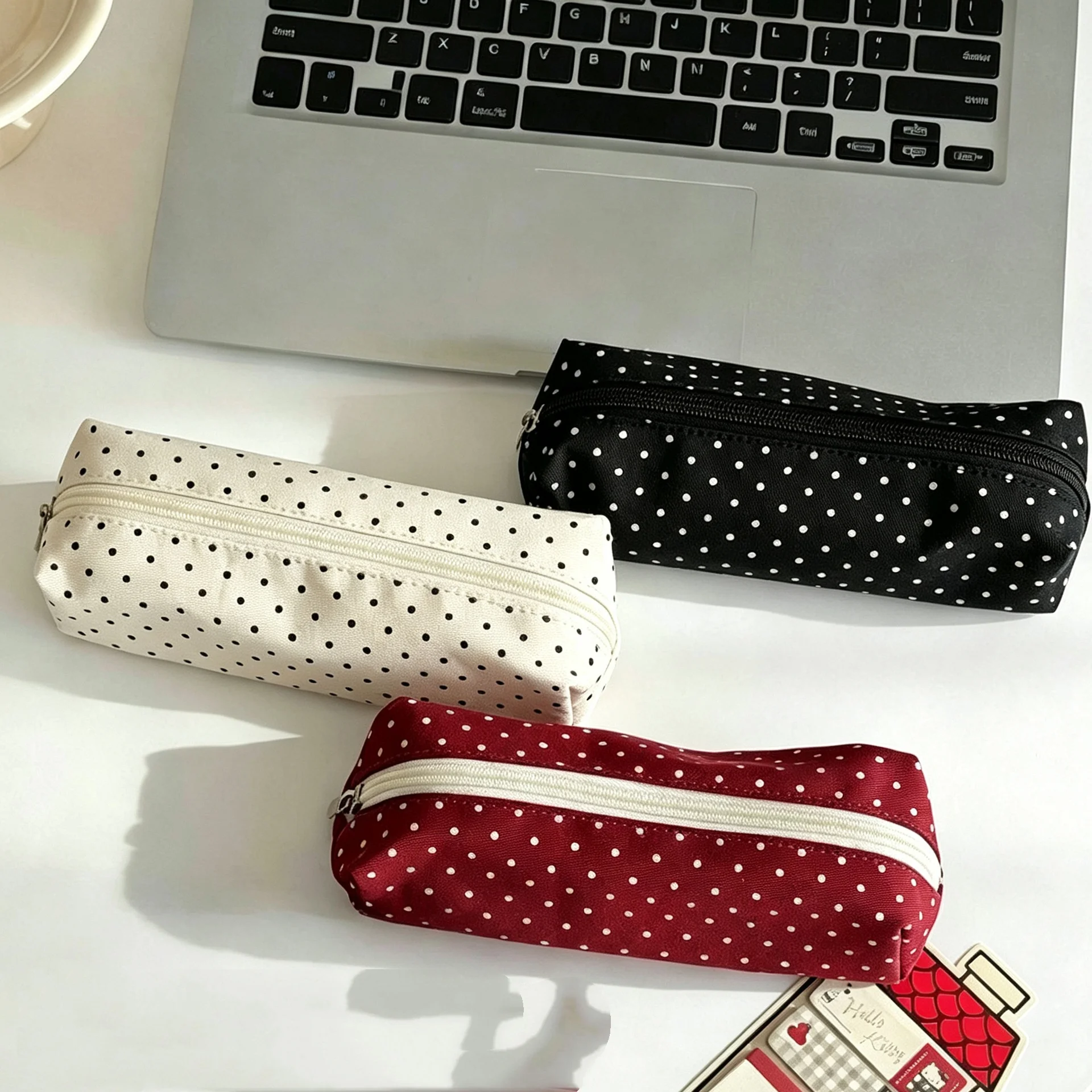 2/1 Piece Random Color Polka Dot Pencil Case, Soft and Simple Storage Bag, a Beautiful and Eye-Catching Stationery Organizer, Suitable for Girls' Back-To-School Supplies, and Also a Perfect Gift for Halloween and Chris