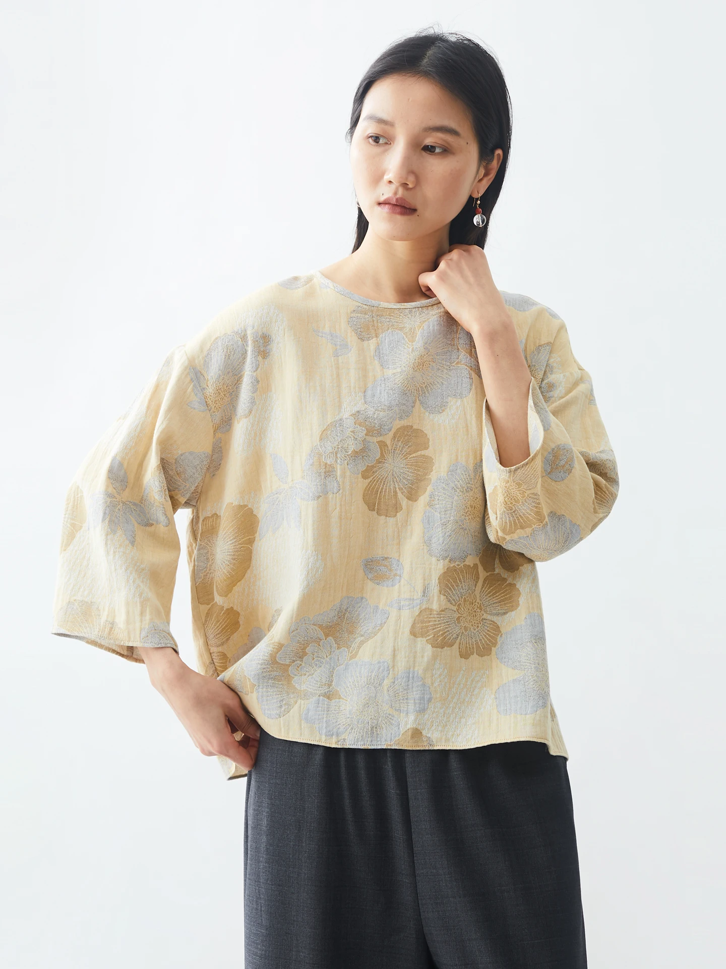 

Spring Summer New Gentle Soft Yellow Pure Cotton Floral Lightweight Loose Women's Shirt Casual Style Breathable Comfortable