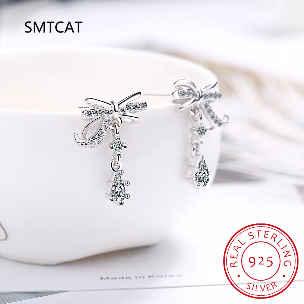 

Pear Cut Moissanite Diamond Earrings for Women S925 Sterling Silver Cute Bowknot Stud Earring Party Wedding Jewelry Gift