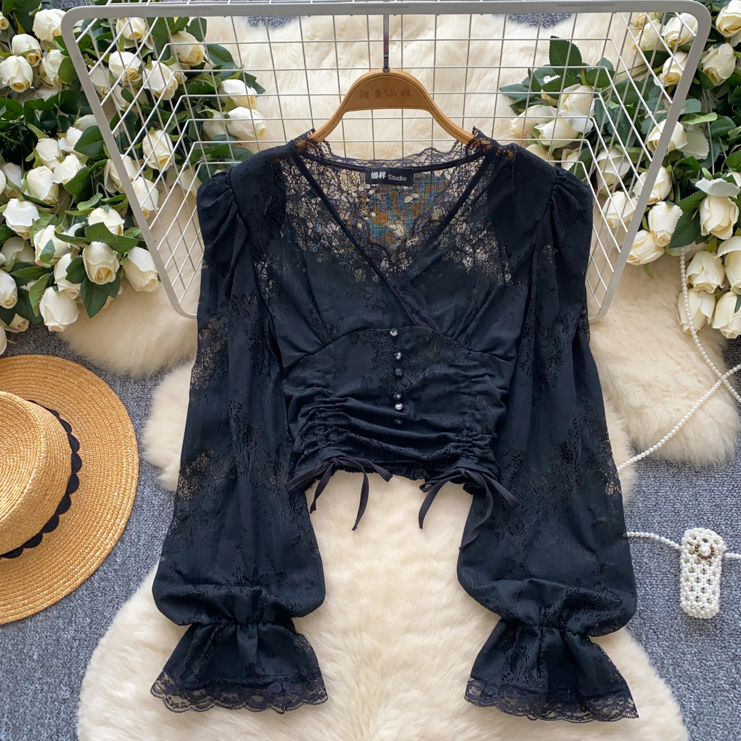 Chic Sexy sweet pleated Hook flower hollow lace T shirt Elegant  Crop Top  Vintage Fashion Tees Female Spring Summer Shirt