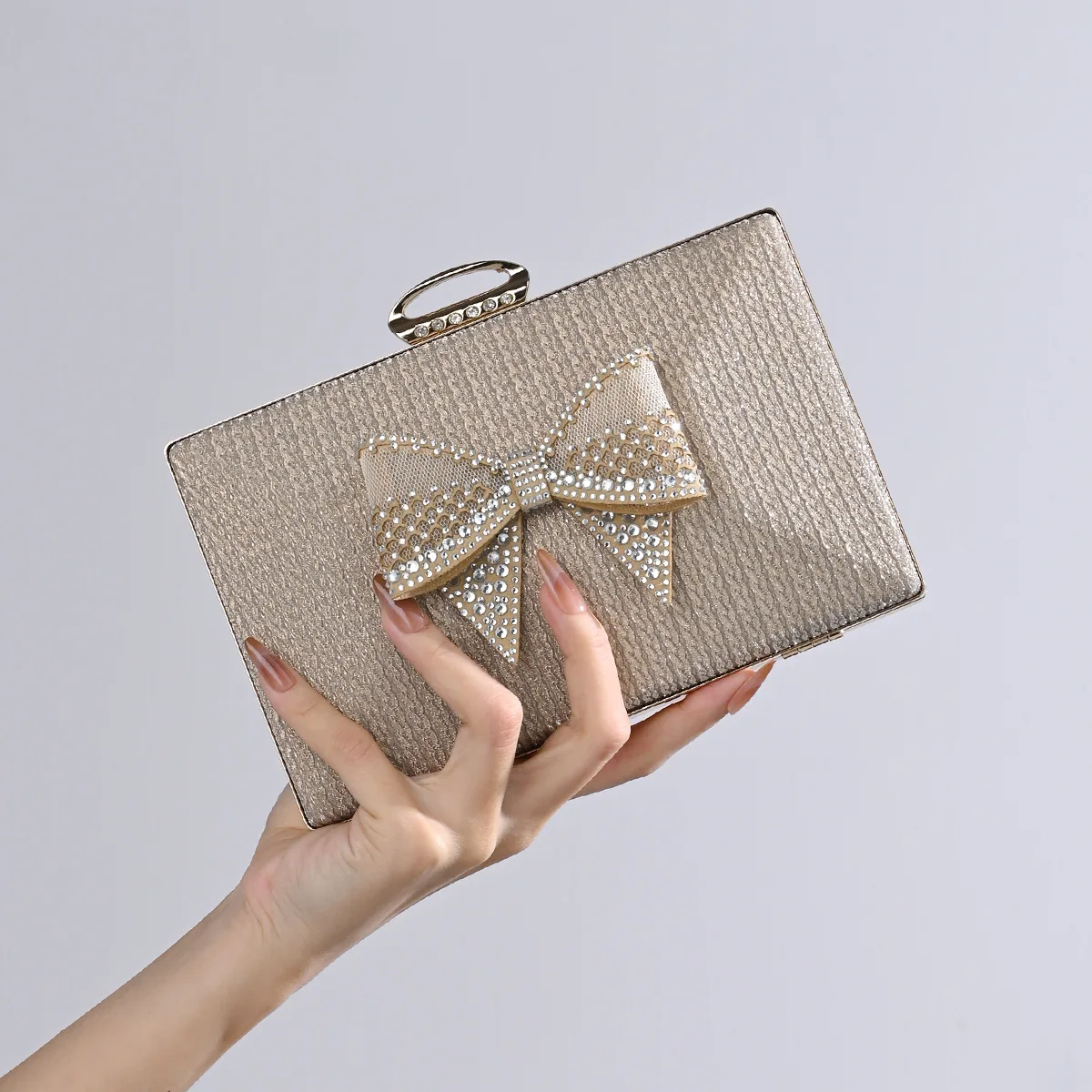 Pretty Bow Diamond Studded Retro Bag Women New Small Square Bags Korean Style Fashion Versatile Commuting Handbags Crossbody Bag view 2