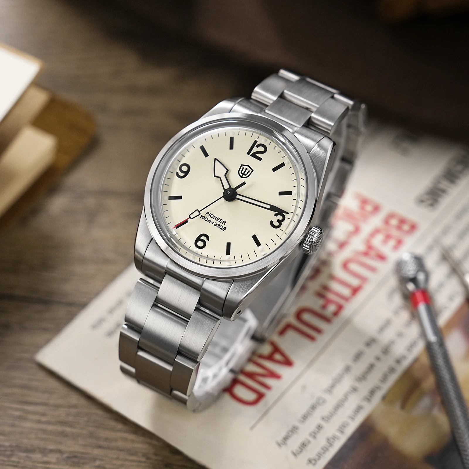 Watchdives WD1960S V2 クォーツ時計 バブル サファイア 夜光 36L