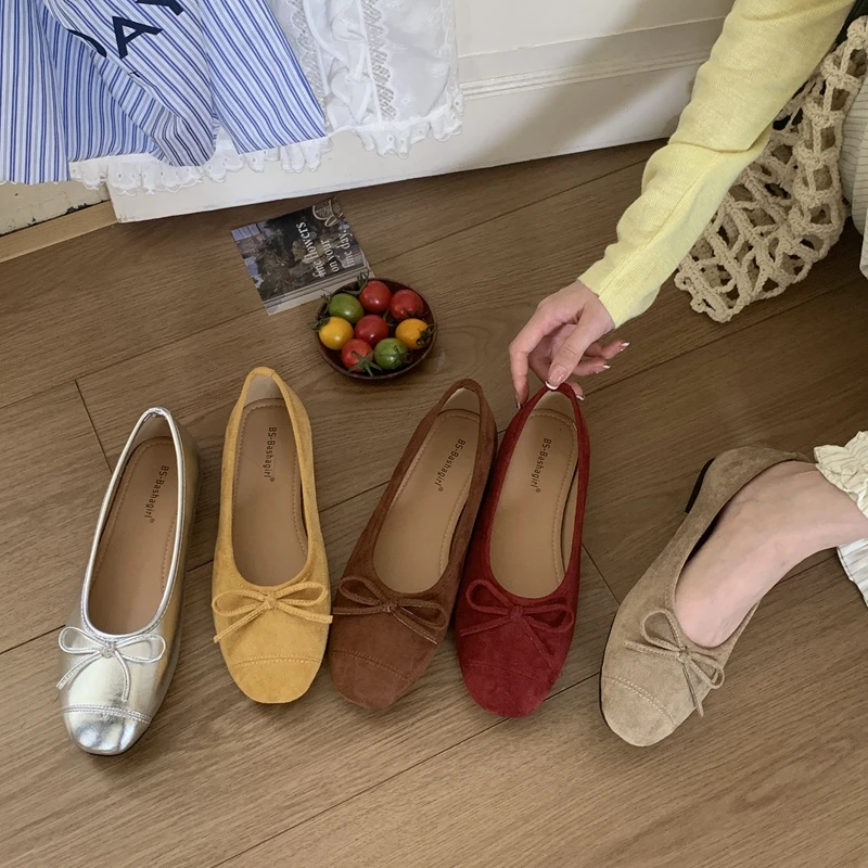 

SUOJIALUN 2025 Spring New Women Flat Shoes Flat Shoes Round Toe Slip On Ladies Casual Loafer Shoes Flat Soft Sole Fashion Baller