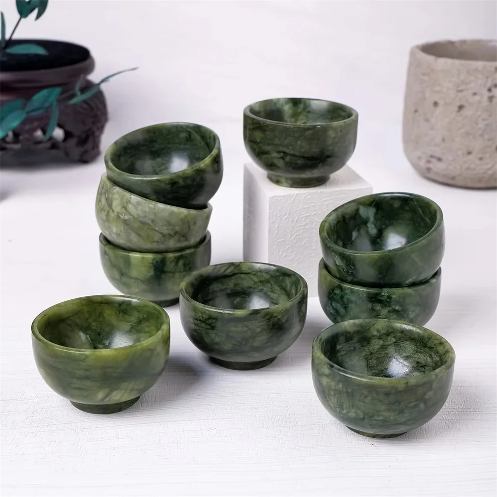 Natural crystal Xiuyan jade teacup South jade jade shot glass Kung fu teacup tea set handicrafts desktop decoration