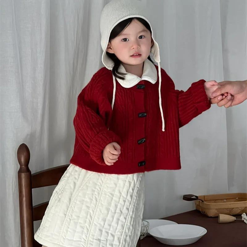 

Winter New Products Girls' Temperament Square Button Sweater Children's Baby Thickened Sweater Cardigan Jacket