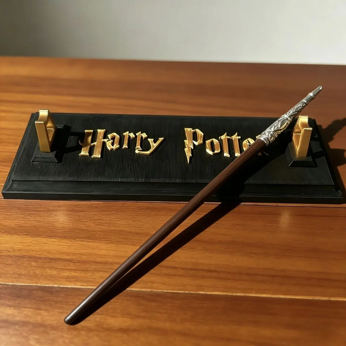 Harry Potter Wand Display Stand, Wand Storage Rack & Decor Ornament