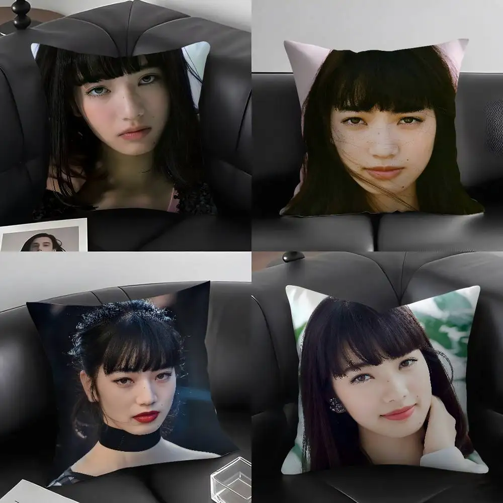 

Cute Singer K-Komatsu NanaS Pillow Case Soft Plush Fabric Double Sided Print Decorative Home Living Room Gift Cushion Cover