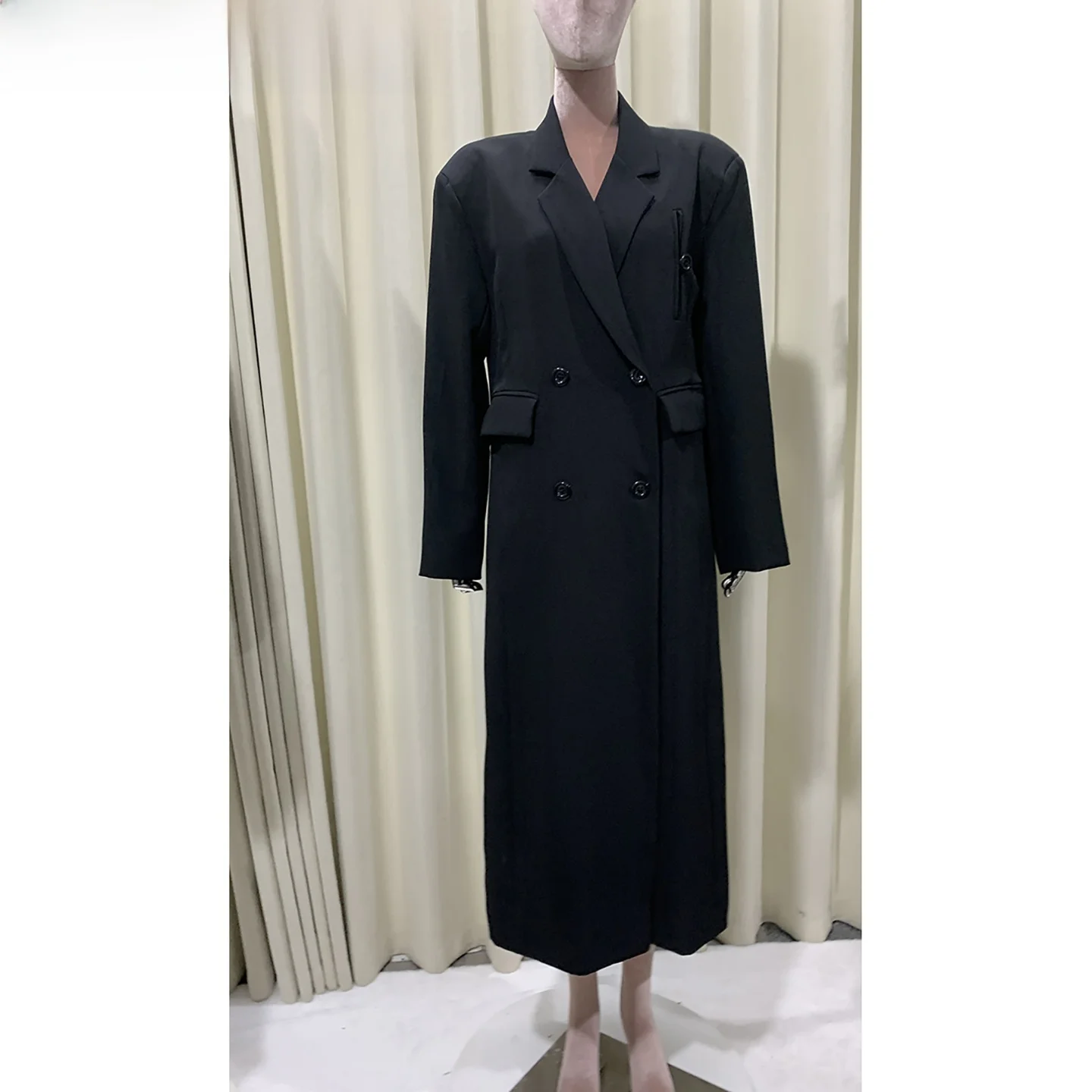 

Женское длинное пальто-ветровка Nerazzurri в корейском стиле, тонкое, свободное, повседневное, черное, с двойной застежкой на пуговицах, верхняя одежда