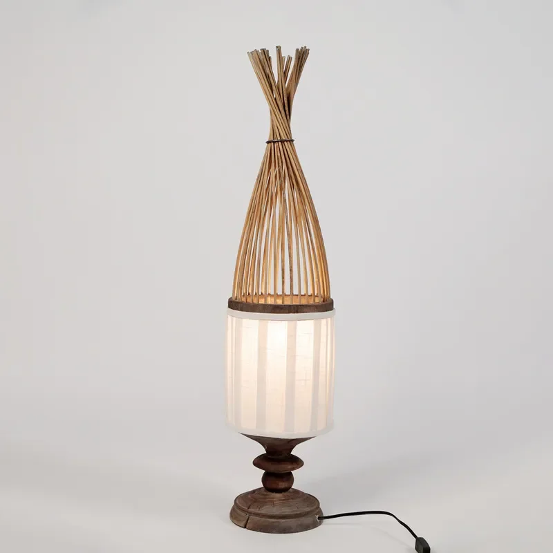 Hand Woven Bamboo Silk Floor Lamp Pastoral Warm Home Decor Lighting Natural Wood Craftsmanship Standing Light for Living Room