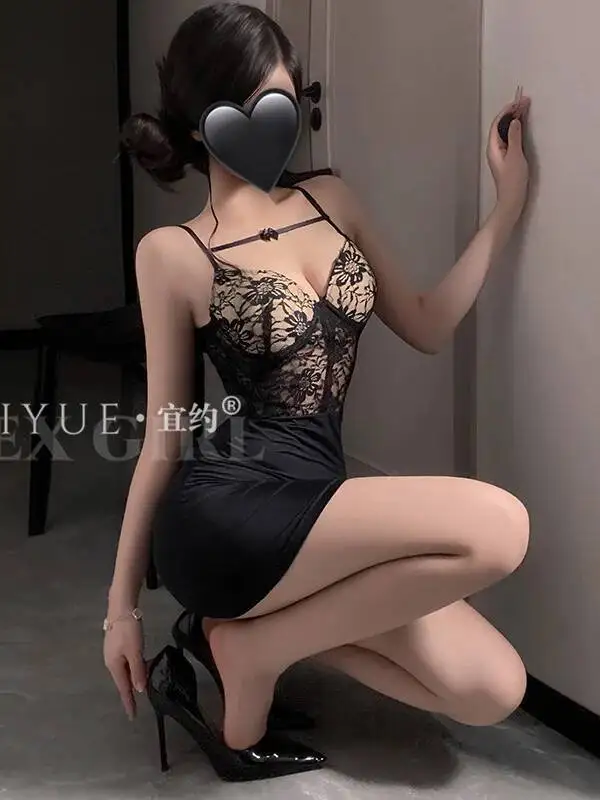 Sexy dos nu profond V bretelles sans manches Wrap hanche robe noire dos nu profond V bretelles sans manches charmante robe Casaul 488Q