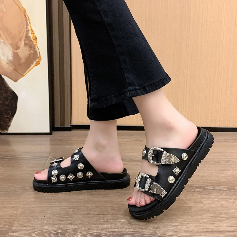 Black Sandals for Women Punk Slippers Studded Buckle Decor Open Toe Women Shoes Comfortable Platform Women Beach Shoes sandalias