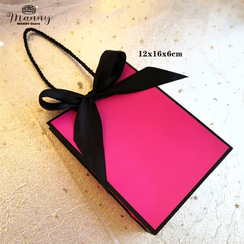 Pretty Pink Kraft Gift Bag Gold Present Box For Pajamas Clothes Books Packaging Gold Handle Paper Box Bags Kraft Paper Gift Bag