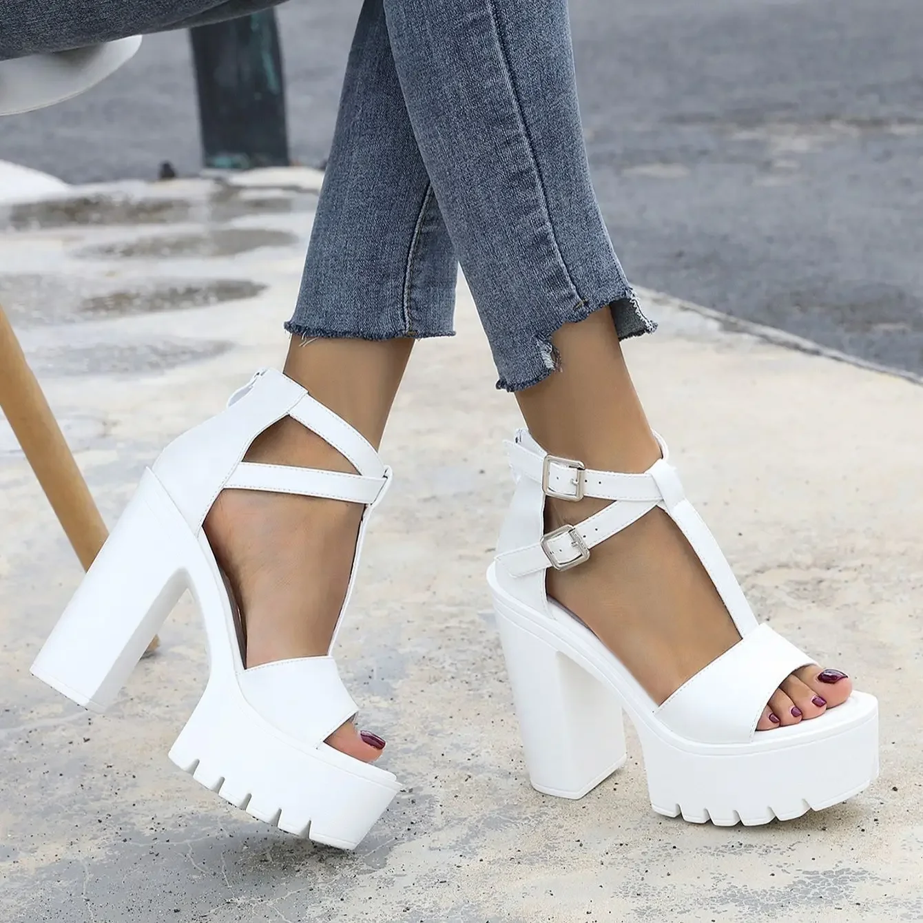 2024 Summer Women Sandals Sexy Waterproof Platform Cross Buckle Non-slip Thick Heel High Heel Sandals Nightclub Stage Shoes 13cm