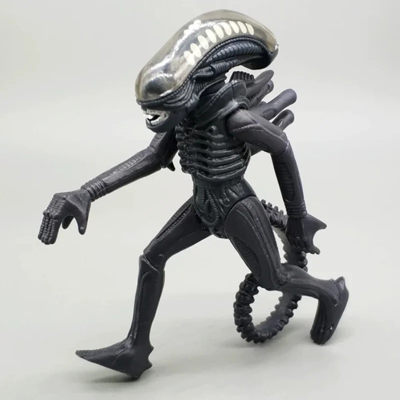 Figura de Personaje de Película Clásica Alien, Figura de PVC Móvil, Decoración para el Hogar, Modelo Ornamental, Regalo Sorpresa, Recuerdo, Regalo