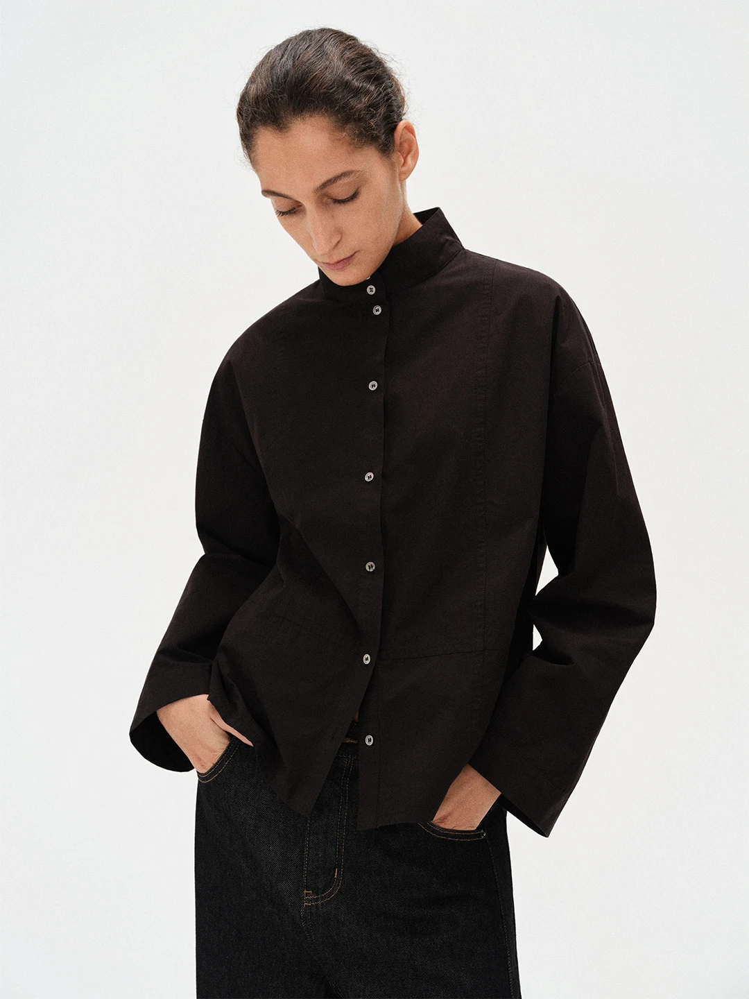 

Artistic High Collar Pure Cotton Long Sve Button irt Fitting Design Cotton 00% Regular Thin Autumn Collection