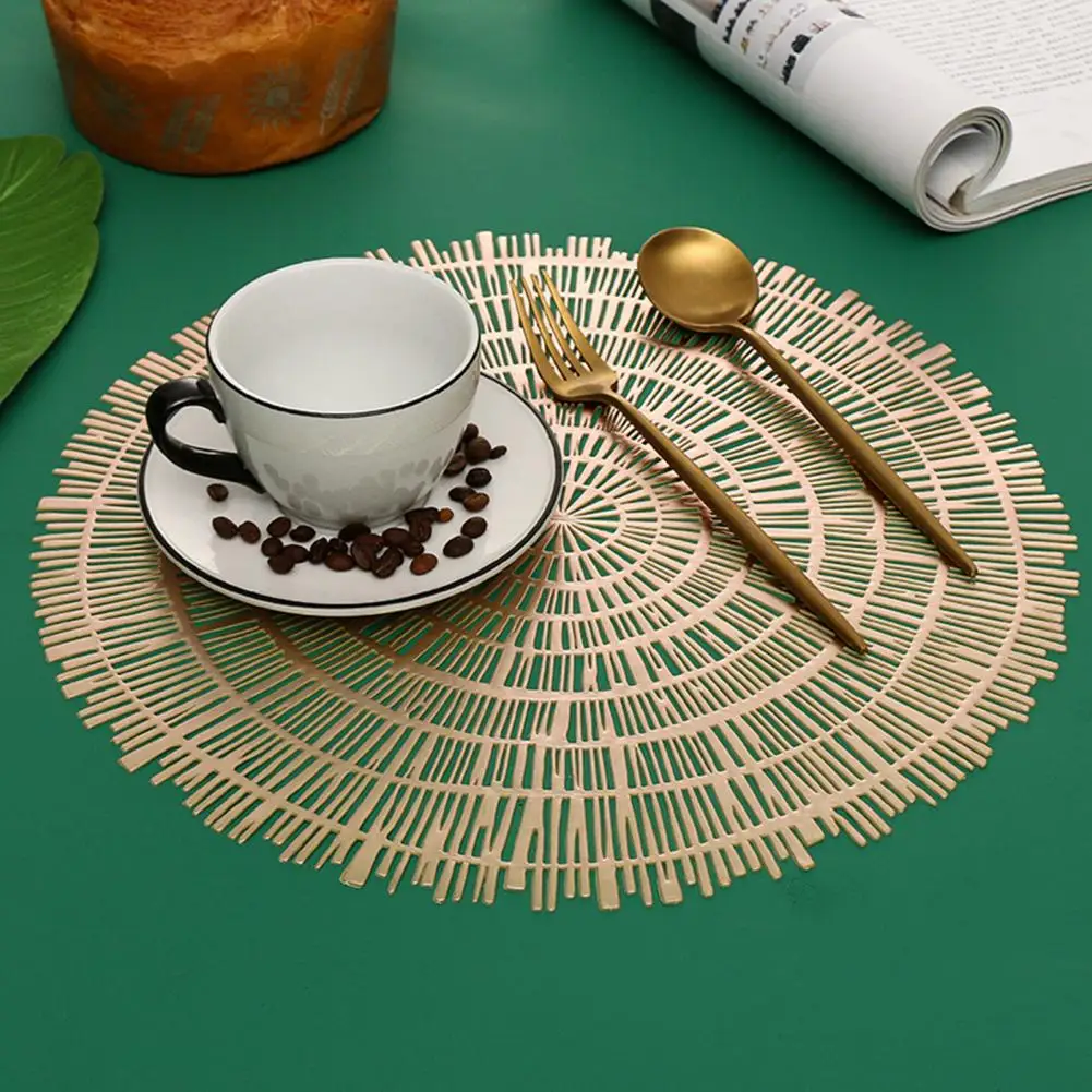 

Placemat for Heat Dissipation Heat Resistant Placemat Japanese Style Lacewood Grain Placemats Non-slip Heat Insulation Hollow